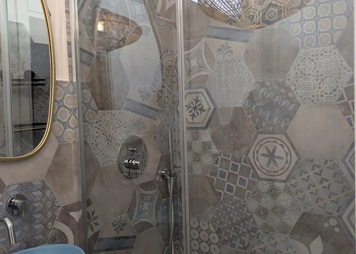 La Porta Dell'eden Sopra 3* سبوتورنو