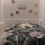 La Porta Dell'eden Sopra ゲストハウス スポトルノ